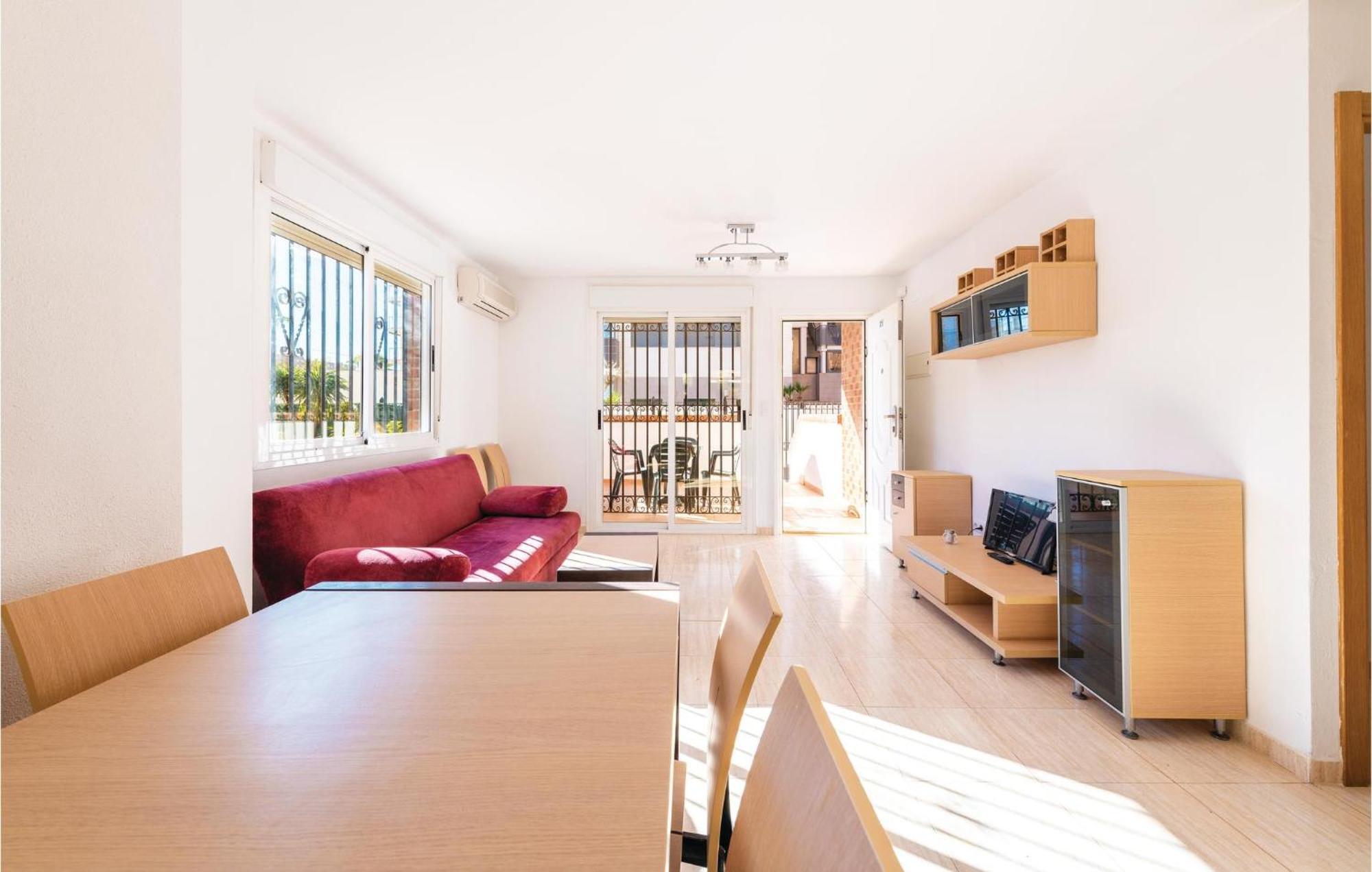 Amazing Apartment In Oropesa Del Mar With Kitchen Екстер'єр фото