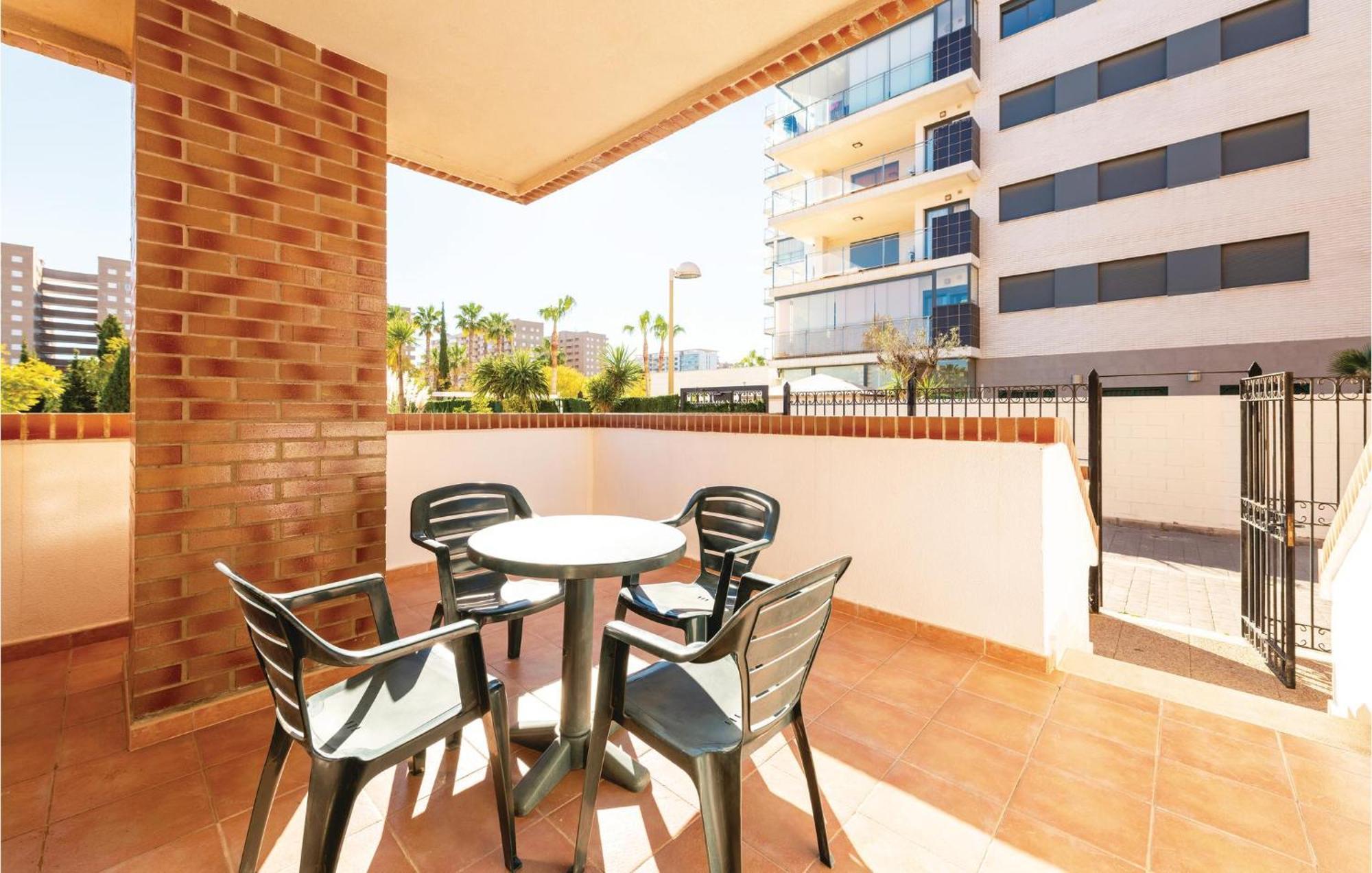 Amazing Apartment In Oropesa Del Mar With Kitchen Екстер'єр фото